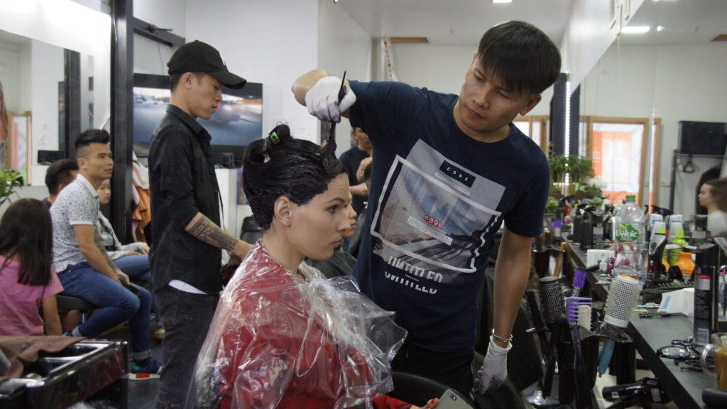 Die Haare Schon Bei Viet Thuc Im Dong Xuan Center Zeitblatt Magazin