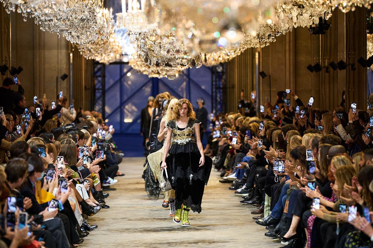 Fashion Week de Paris : Le défilé Louis Vuitton printemps-été 2022