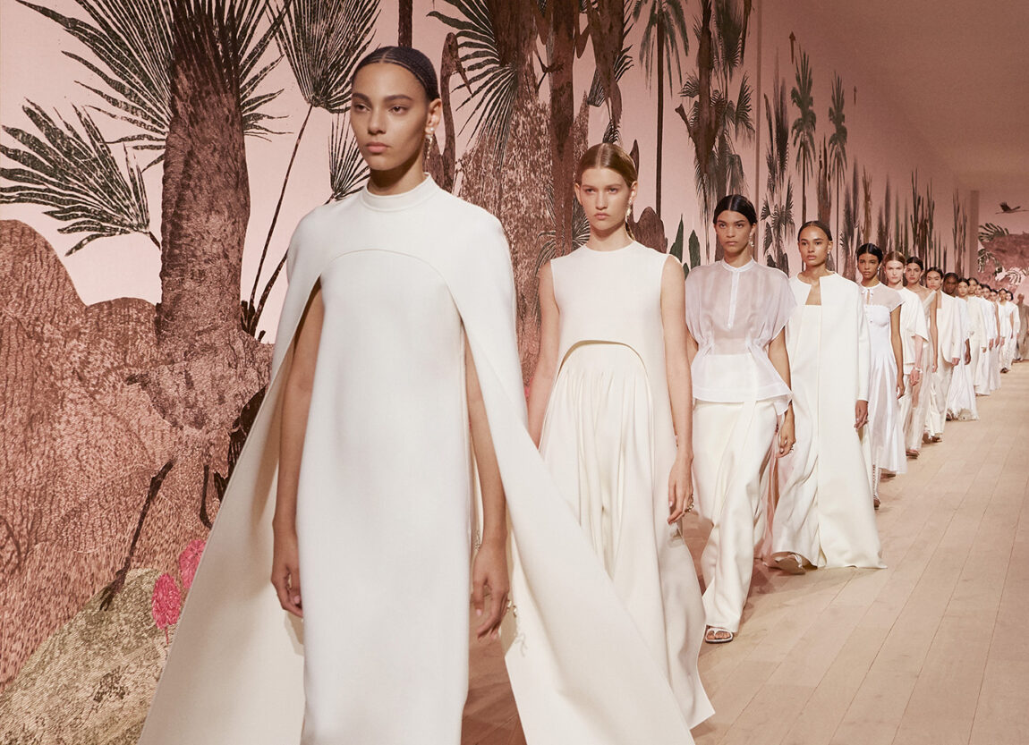 FASHIONWEEK DE PARIS DÉFILÉ CHRISTIAN DIOR HAUTE COUTURE AUTOMNE/HIVER