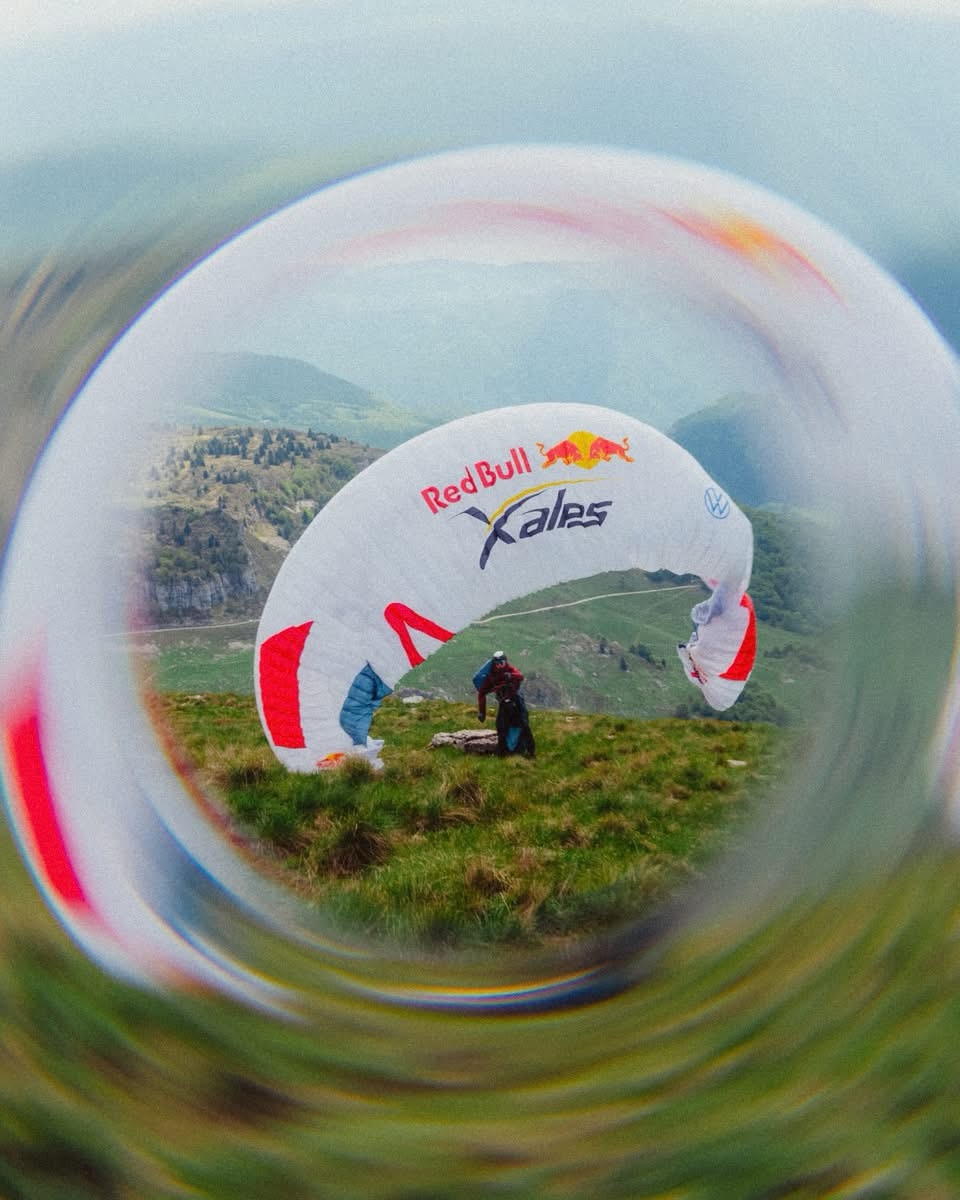 RED BULL X-ALPS 2025 : À tire-d’aile et à bout de souffle : Aaron ...