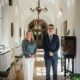 Großherzogin Stéphanie von Luxemburg mit dem neuen Generaldirektor des Luxemburger Roten Kreuzes Marc Wagener auf Schloss Berg — Photo: Cour grand-ducale