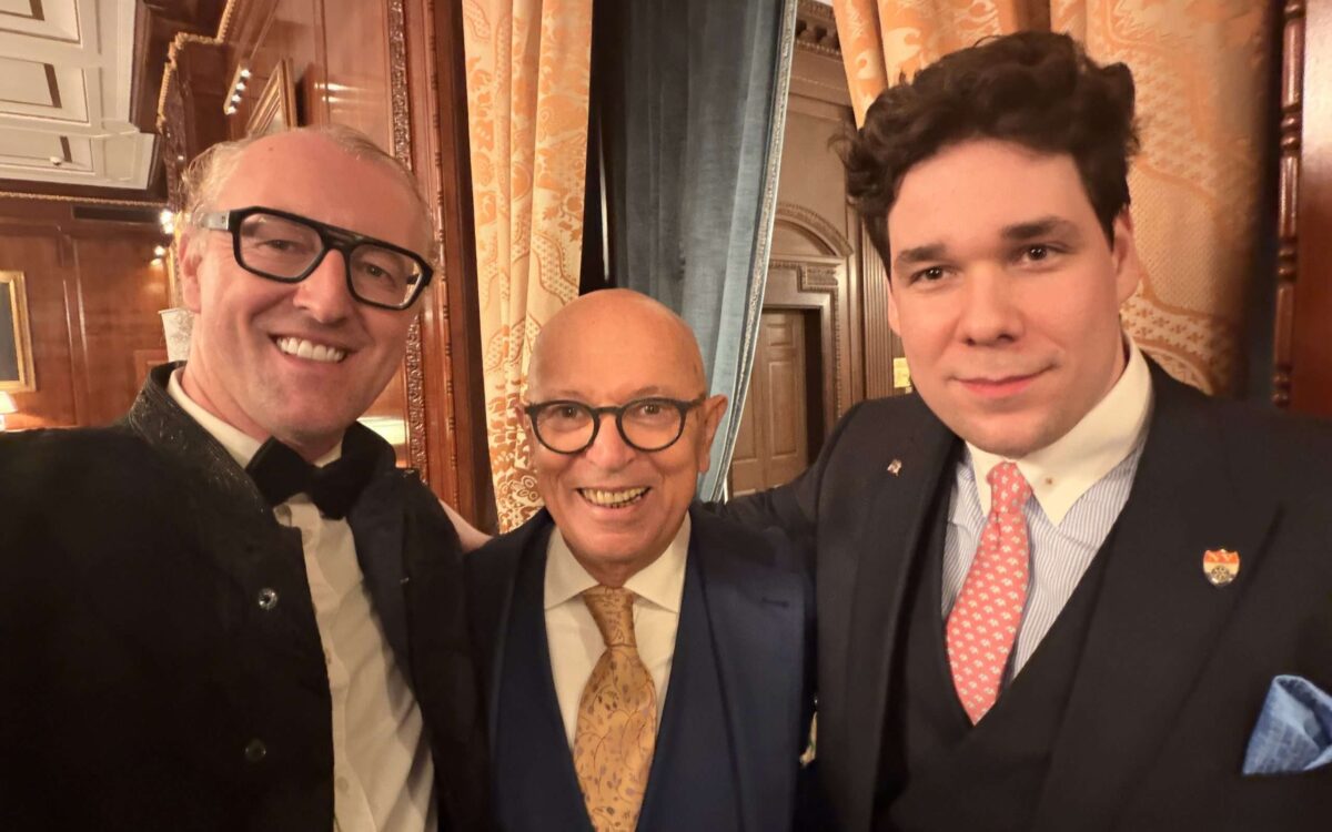 Prinz Mario-Max zu Schaumburg-Lippe beim TÜSİAD-Empfang mit MIT-Professorin Canan Dağdeviren im Union League Club, New York